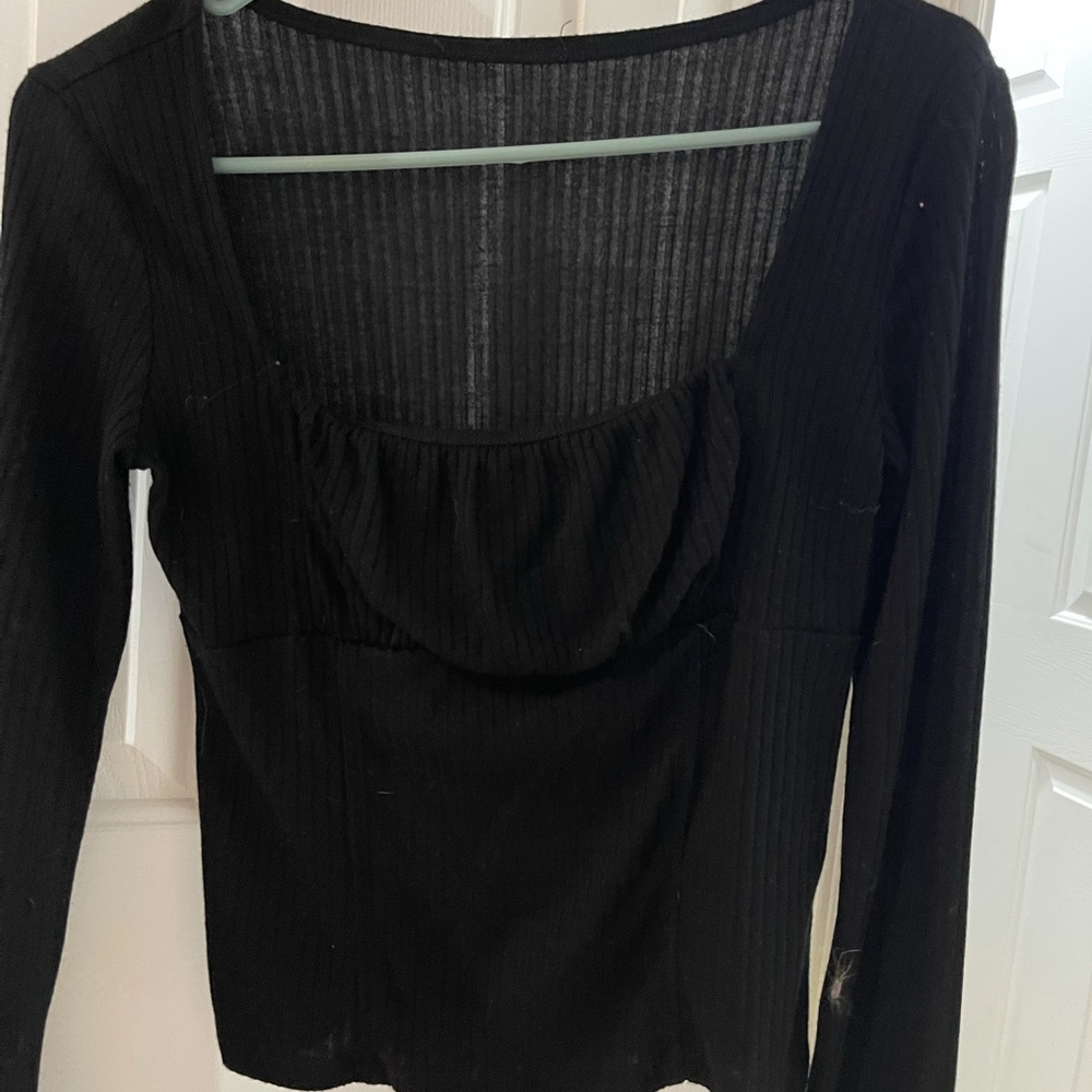 Black scoop neck shirt